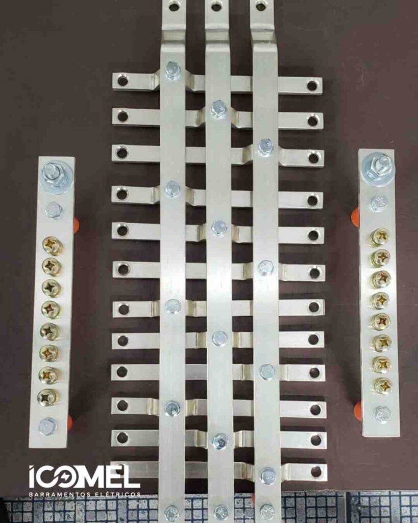 Barramento de cobre estanhado - comel Barramentos Elétricos