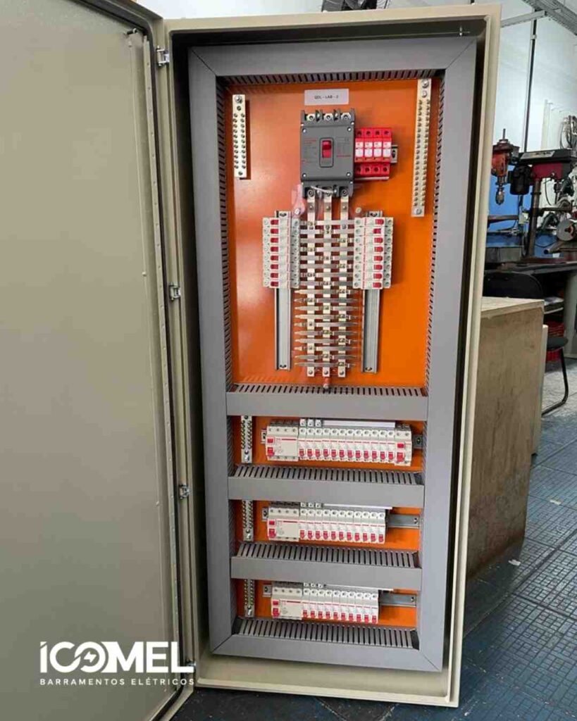 Barramento de cobre para quadros elétricos - Icomel Barramentos Elétricos