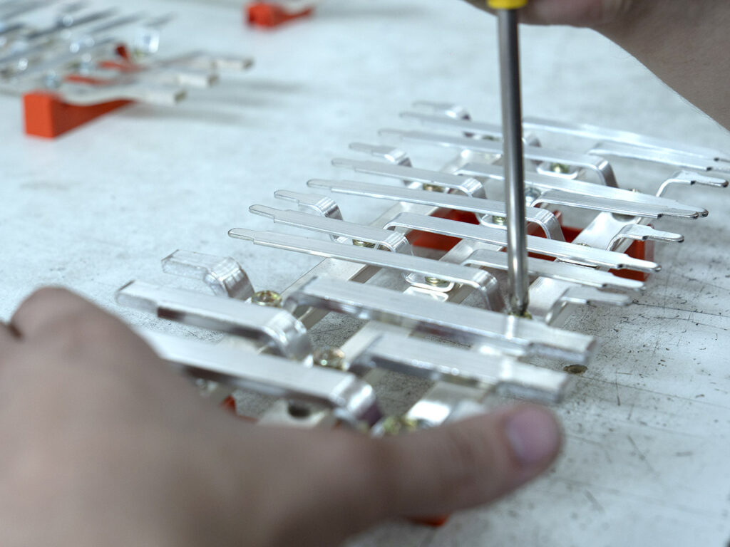 Mostrar a produção dos barramentos elétricos